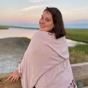 Meet your Posher, Gab